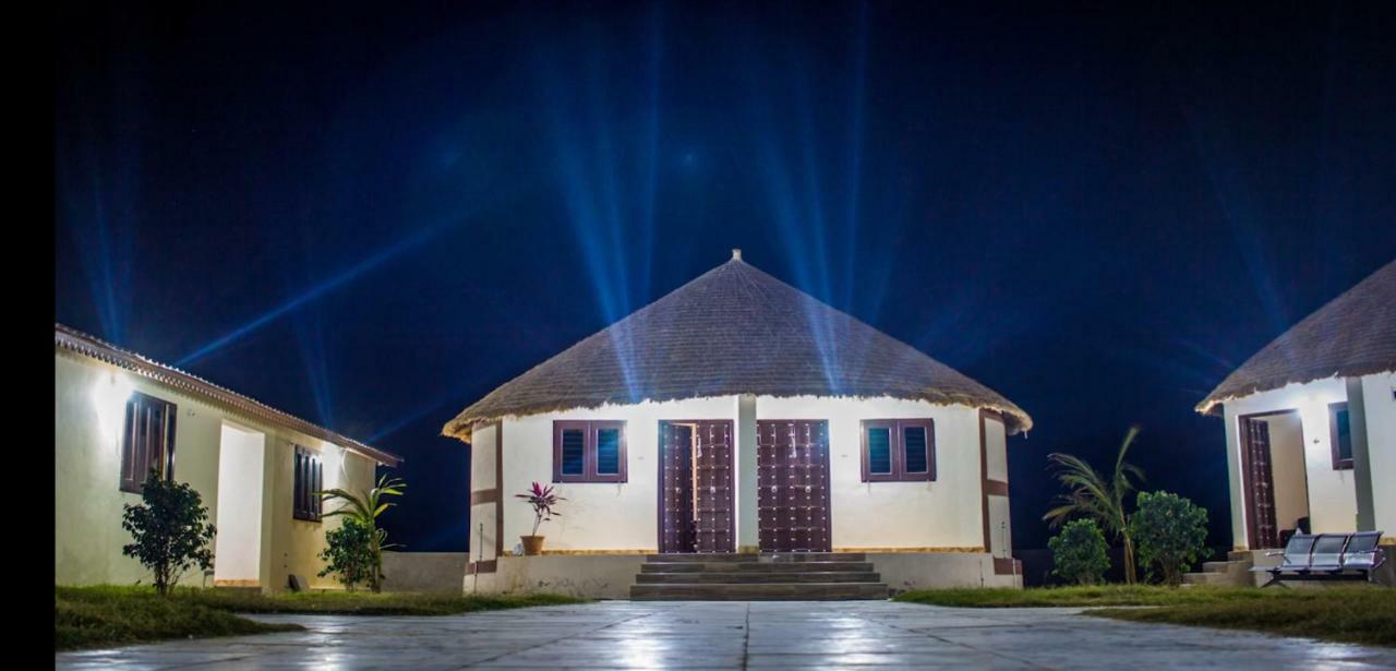 Rann Resort Dholavira Luaran gambar